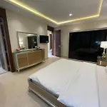 Al Narjes Villas & Apartments